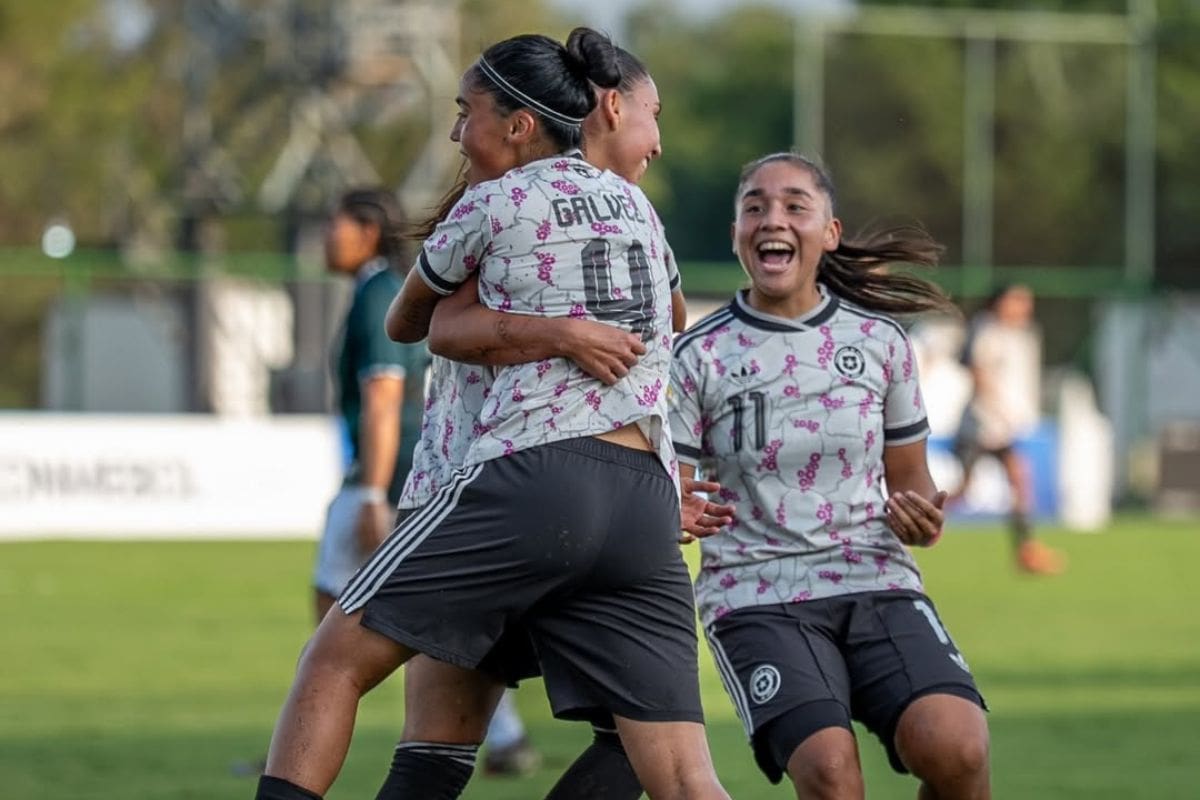 Chile comenzó el torneo con contundente victoria sobre Bolivia. Foto: Comunicaciones/FFCh
