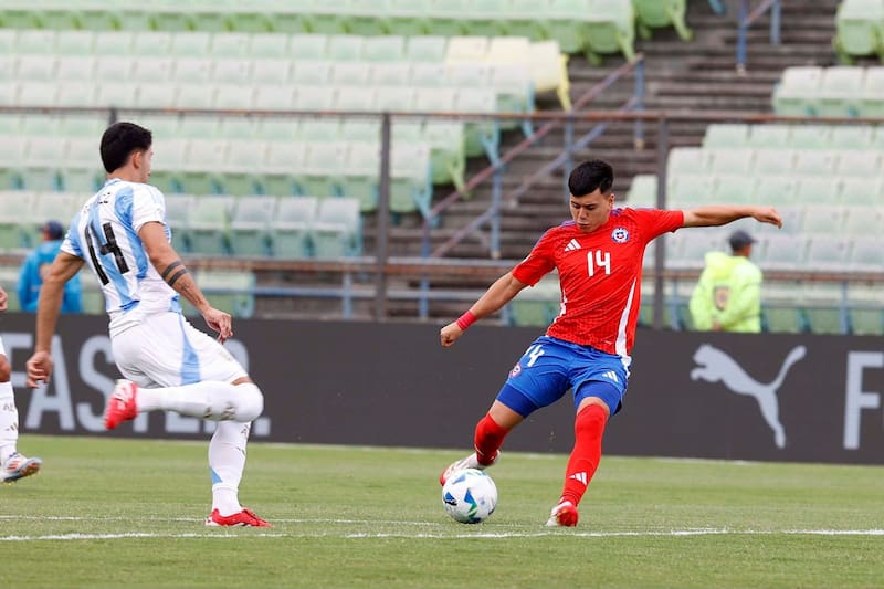 Chile cayó con Argentina, en la primera fecha del hexagonal final. Foto: Comunicaciones/FFCh.