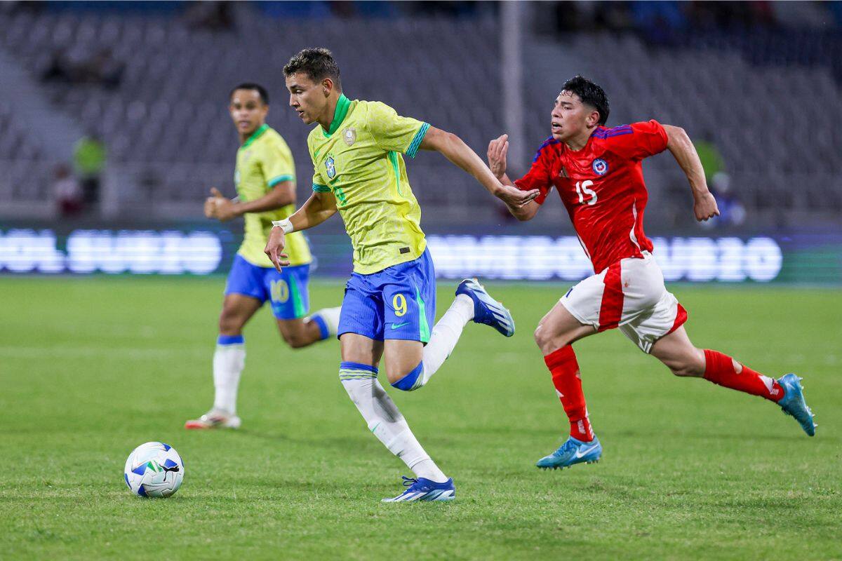 Chile terminó el torneo con una inapelable derrota ante Brasil. Foto: Conmebol.