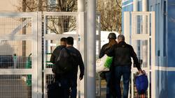 Incautan celulares a tres funcionarios de Gendarmería por presunto tráfico de influencias en Caso Macaya