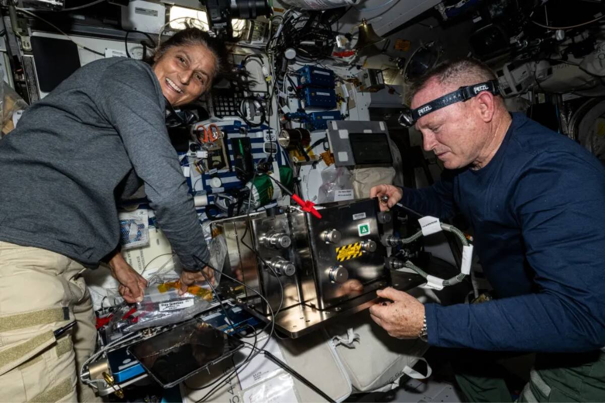 Mientras esperan las indicaciones de la entidad espacial para volver a la Tierra, ambos astronautas han avanzado en varias investigaciones científicas a bordo de la Estación Espacial Internacional.
