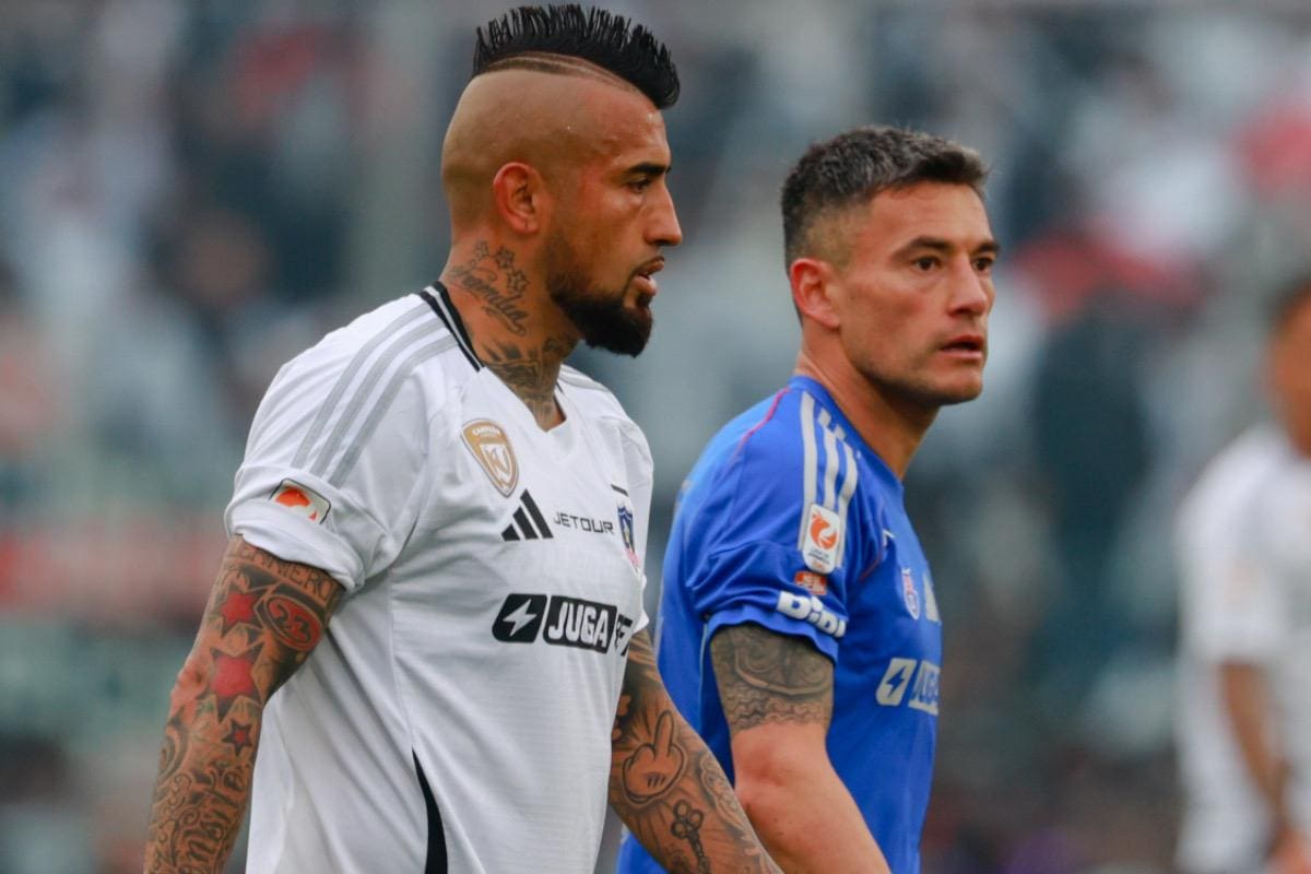 Colo Colo y Universidad de Chile se miden esta tarde en el Estadio Monumental. Foto: Aton.