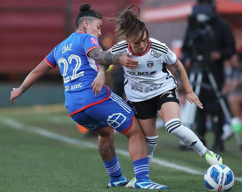 Azules y Albas no se sacaron ventaja en el estadio Santa Laura.