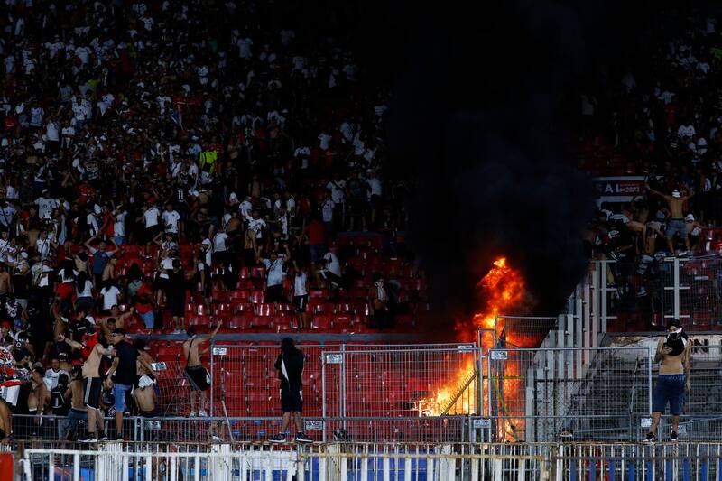 Los incidentes en el Nacional. Foto: Agencia Aton.