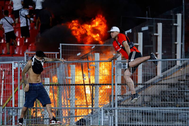 la violencia tiene al fútbol chileno contra las cuerdas. (Foto: Photosport)