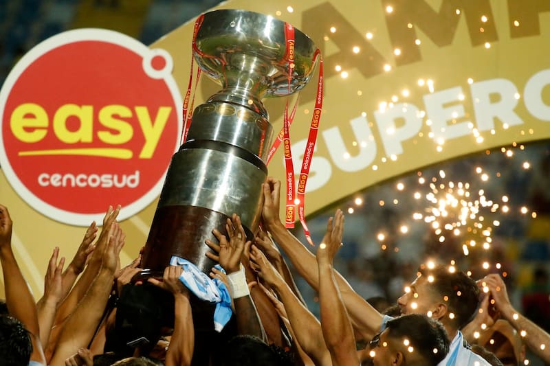 Cuatro serán los clubes que disputen el nuevo torneo de la ANFP. Foto: Agencia Aton.