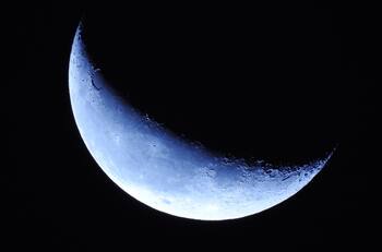 Esta noche se verá la primera superluna azul del año: ¿Cómo puedo verla en Chile?