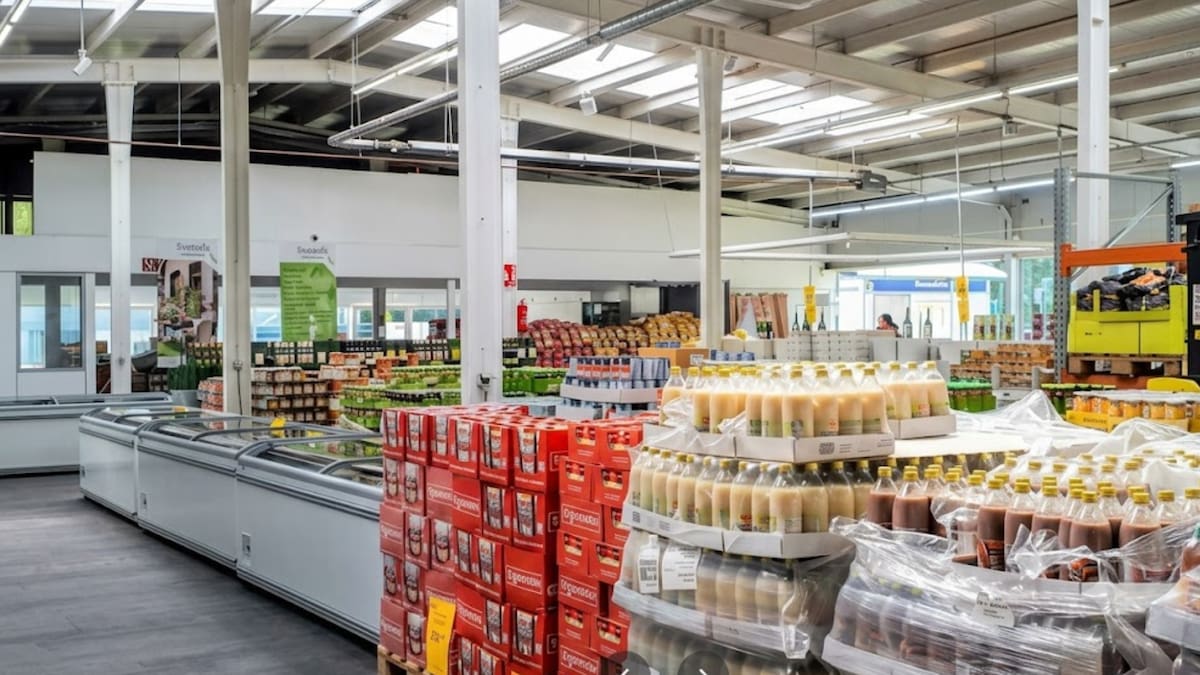 Un nuevo gigante del ahorro alista su arribo a Chile: La cadena de supermercados con precios bajos que busca llegar a Santiago