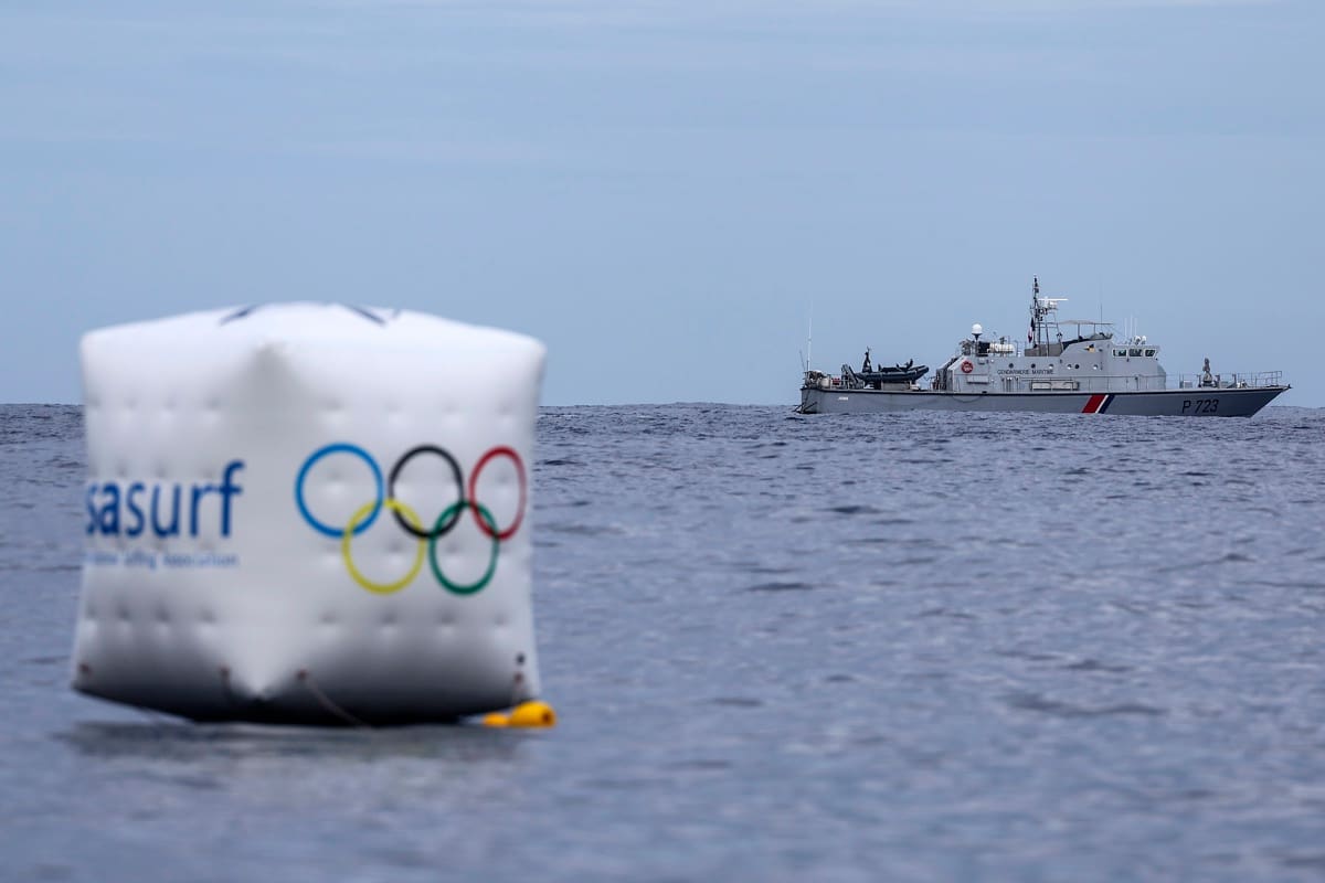 El surf es la única disciplina que no se disputará en la capital francesa. EFE.