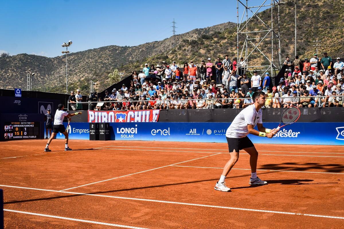 Tabilo y Barrios jugando dobles en el ATP de Santiago. Crédito: Chile Open