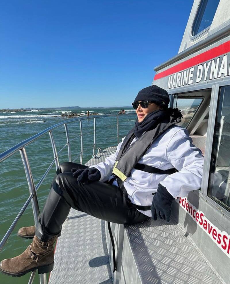 La pareja se encuentra de luna de miel