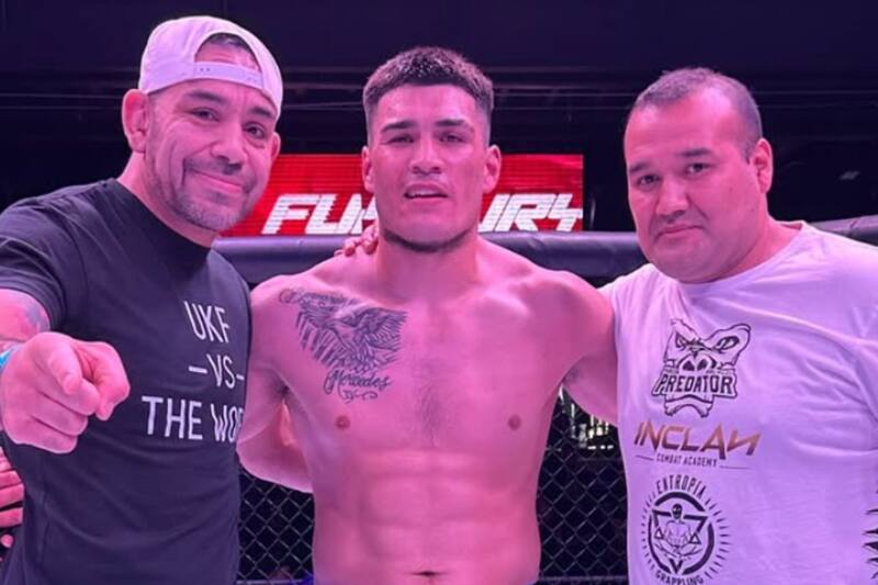 debutará finalmente en UFC 317