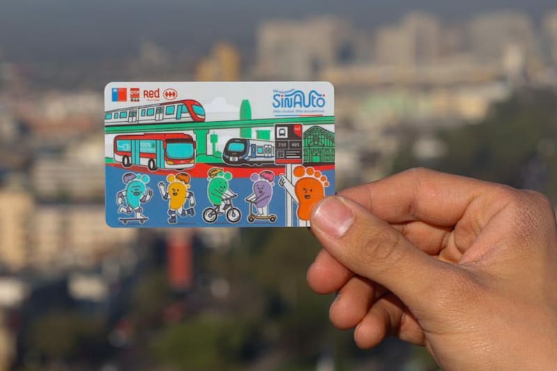 El plástico de edición limitada busca conmemorar la celebración del Día Nacional Sin Auto. Créditos: Ministerio de Transportes y Telecomunicaciones