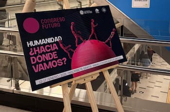 Nueva Tarjeta Bip! conmemorativa por los 15 años de Congreso del Futuro: Estaciones del Metro de Santiago donde puedes comprarla