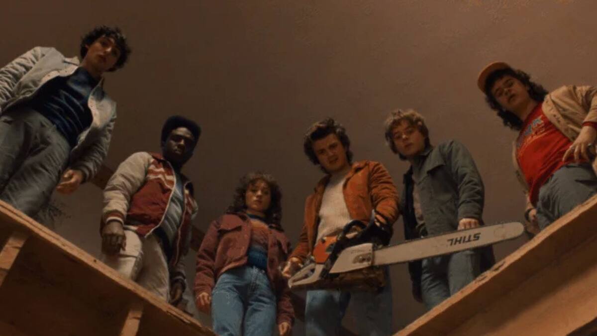 Ya está a la venta la última Tarjeta Bip! del año inspirada en Stranger Things: Revisa en cuáles estaciones la puedes comprar