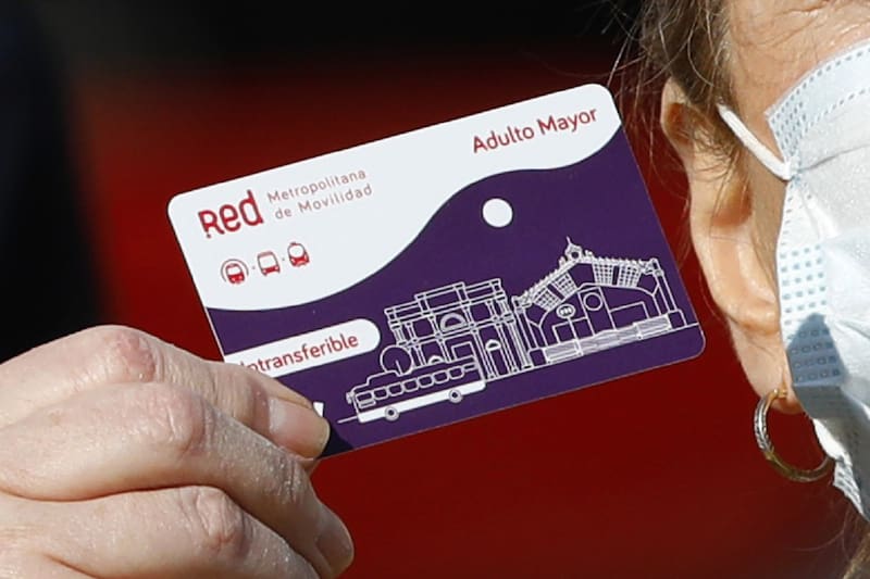 Conoce cómo puedes solicitar esta tarjeta. Créditos: ATON.