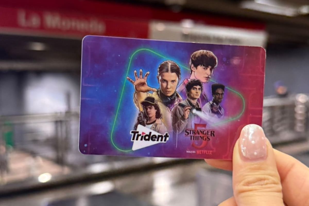 La edición ya está a la venta a contar de este lunes 1 de diciembre en varias estaciones de la red. Créditos: Metro de Santiago.