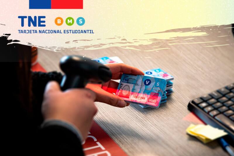 Revisa cuándo termina el trámite para revalidar la TNE 2023. Créditos: @ayudaJUNAEB