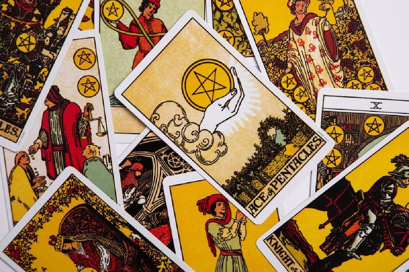 Conoce lo que las cartas te quieren decir en este lunes 6 de febrero.