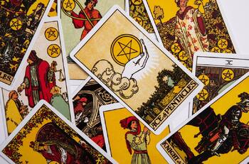Tarot gratis de hoy 12 de marzo: Estas son las predicciones de salud, amor y dinero
