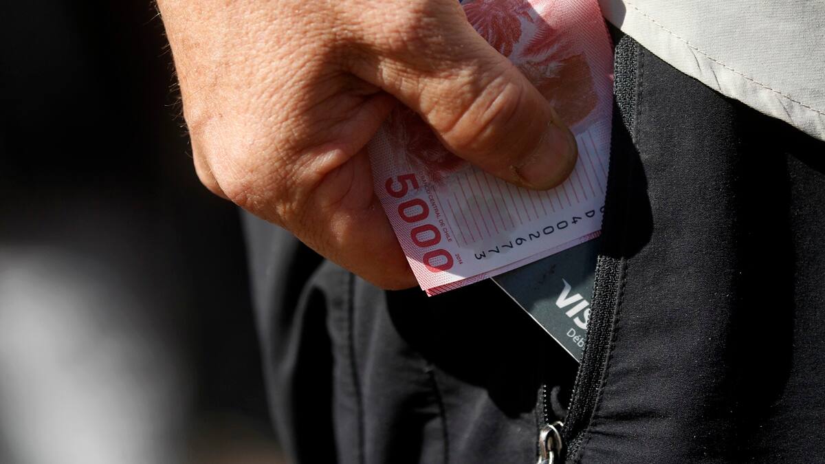 Baja tasa de interés: ¿Qué efectos tiene para el bolsillo de los chilenos?