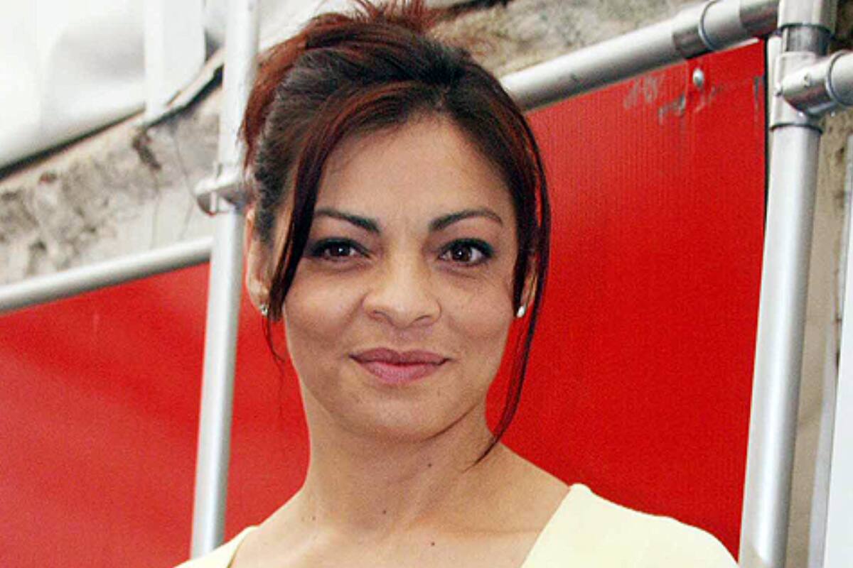 es una recordada vedette y actriz chilena.