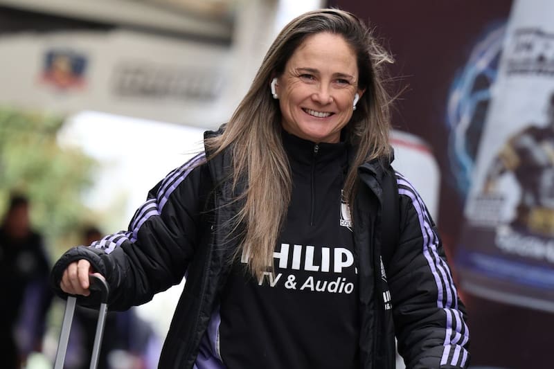 La gaúcha llegó a mediados de 2023 a Chile y ya lleva dos títulos con Colo Colo. Foto: @colocolofemenino