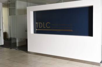 Dos bancos en Chile son condenados por malas prácticas: deberán pagar multa de casi $5.000 millones