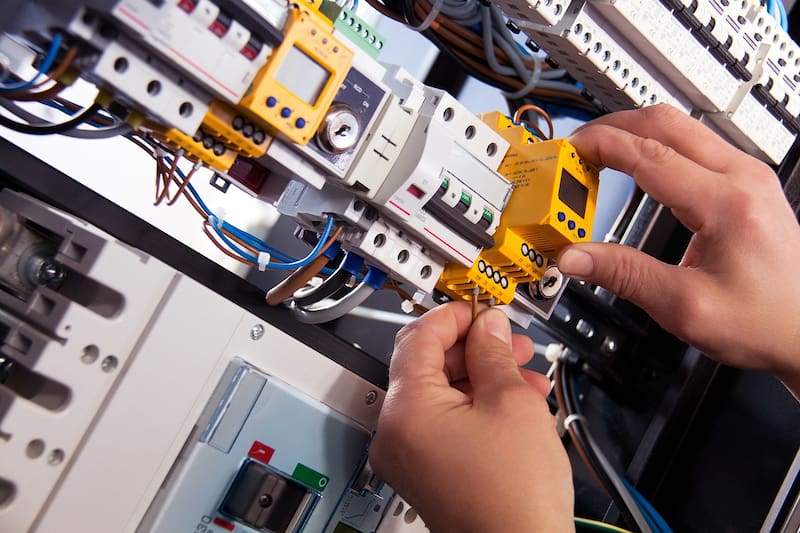 Estas son algunas de las carreras técnicas mejor pagadas en Chile