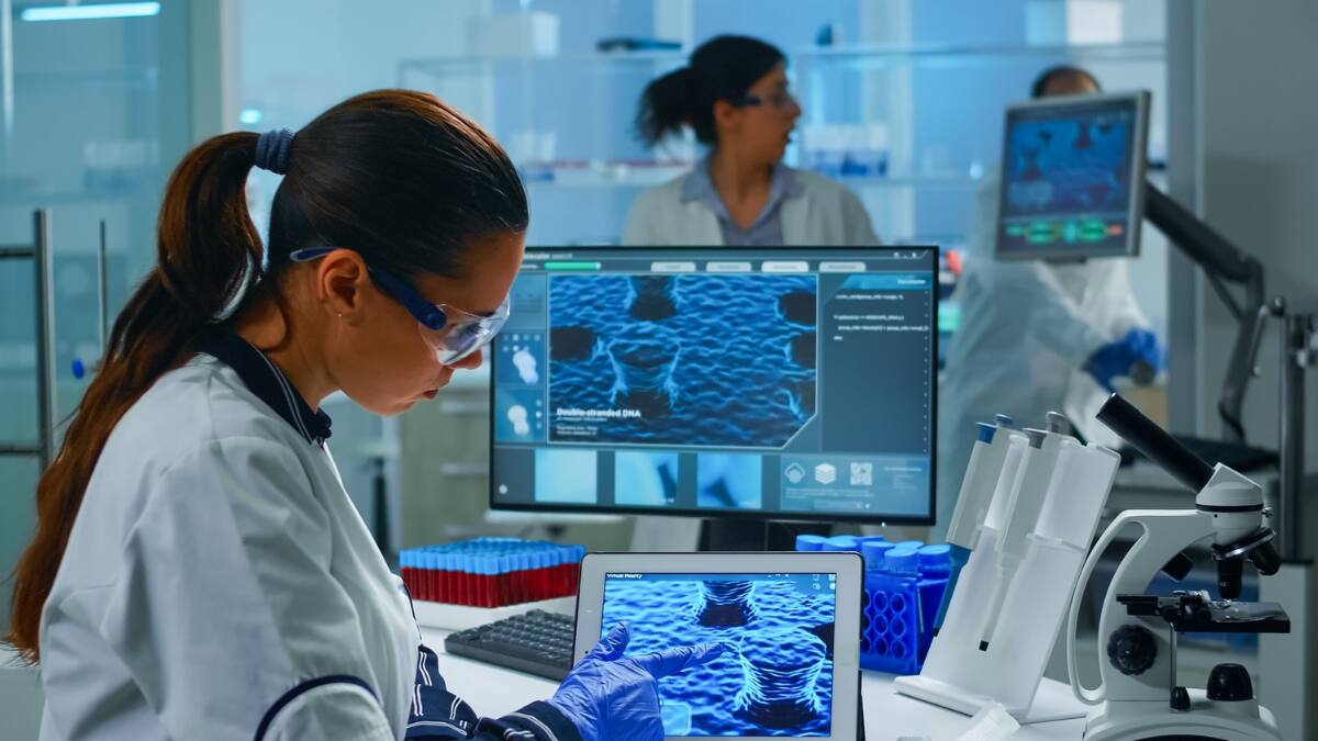 Sueldos desde $1.400.000 y empleabilidad sobre 90%: las 10 mejores universidades para estudiar tecnología médica en Chile