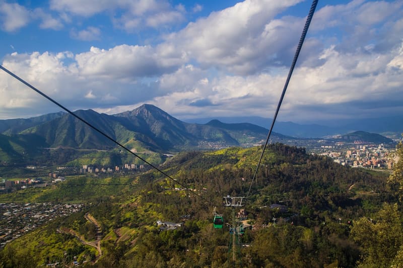 Conoce los viajes en teleférico y buses panorámicos que puedes realizar dentro del parque.