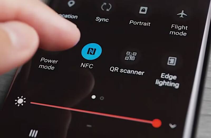 Deberás activar la tecnología de NFC.