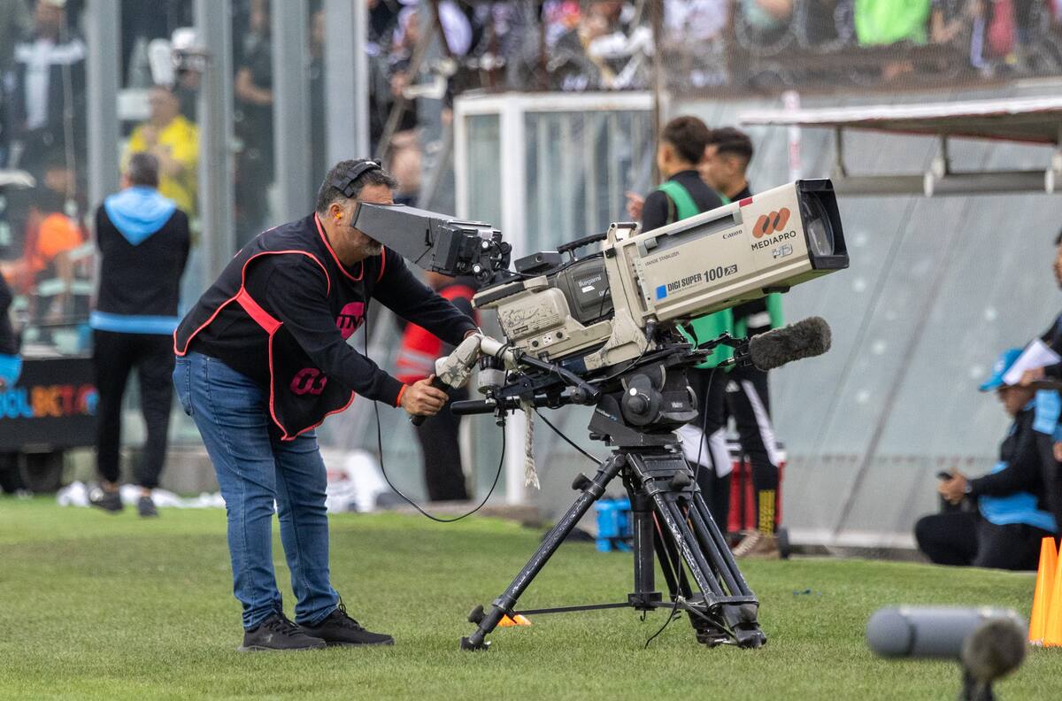 La Franja Electoral mete en un tremendo lío a la transmisión por TV de la gran final del Mundial Sub 20