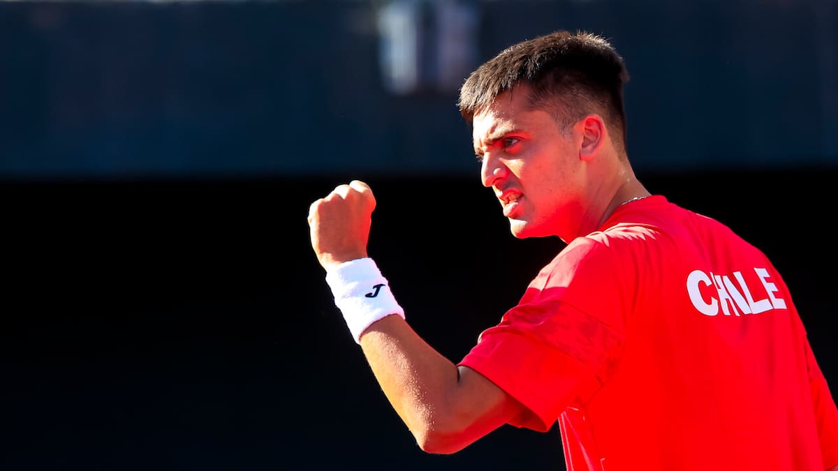 Tomás Barrios logra un triunfazo y le da el primer punto a Chile ante Serbia en Copa Davis