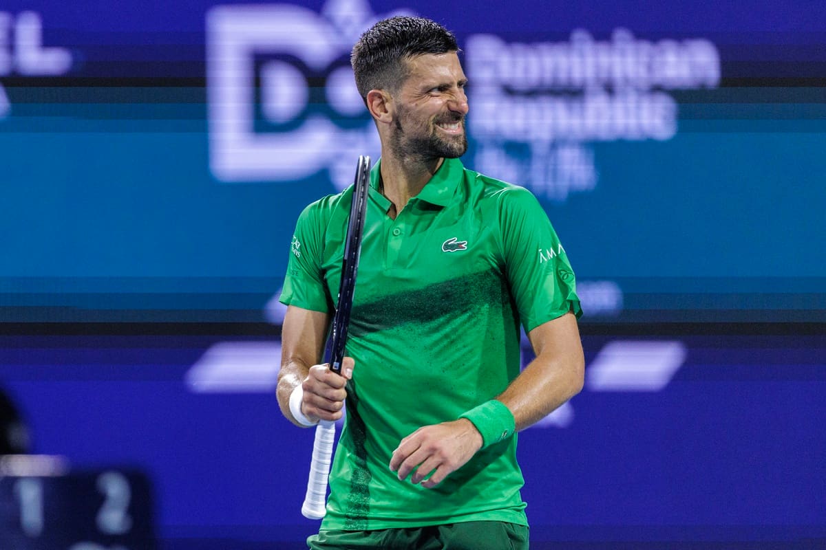 Novak Djokovic enciende las alarmas antes de Wimbledon: una molestia física preocupa al circuito. EFE