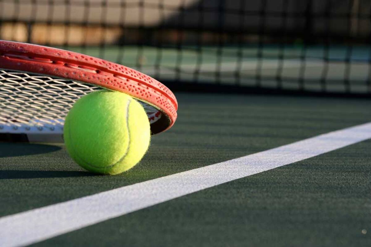 Tenis