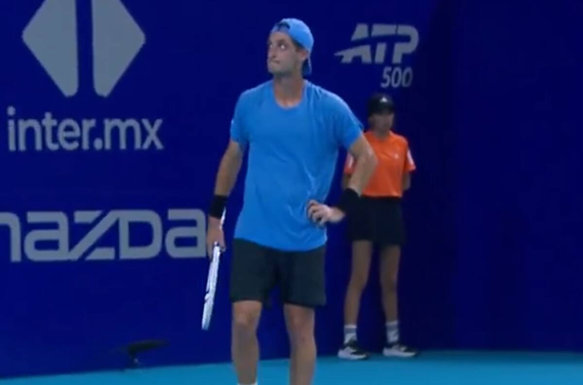 VIDEO | La forma más humillante para perder un partido de tenis: no lo podía creer