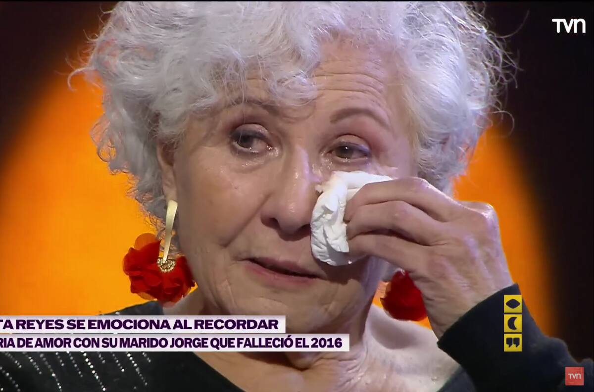 El día que Teresita Reyes se emocionó en TV al escuchar canción de amor que tenía con su fallecido esposo