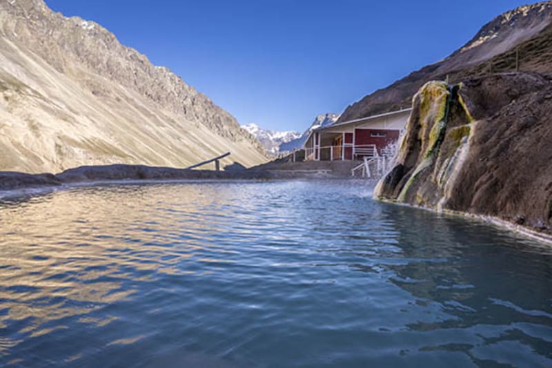 El lugar se sitúa a 2 horas 30 minutos de Santiago. Créditos: Cajón del Maipo Chile.