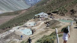 Escapada cerca de Santiago: estas termas son perfectas para disfrutar sin salir de la Región Metropolitana