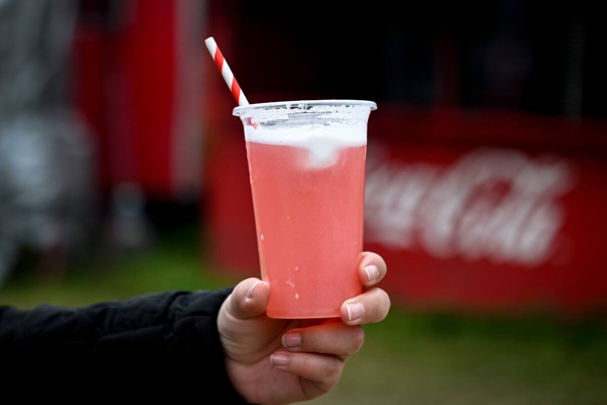 Aprende a preparar esta bebida sin alcohol para este 18 de septiembre.