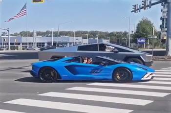 El video que hizo viral Elon Musk terminó con dos conductores detenidos