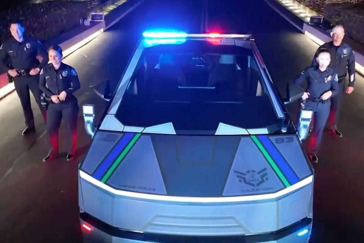 La Tesla Cybertruck de la policía de Irvine / Crédito: up.fit.com