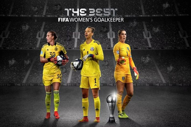 Anne-Katrin Berger, Christiane Endler y Mary Earps, las tres candidatas para el The Best, como mejor arquera del mundo.