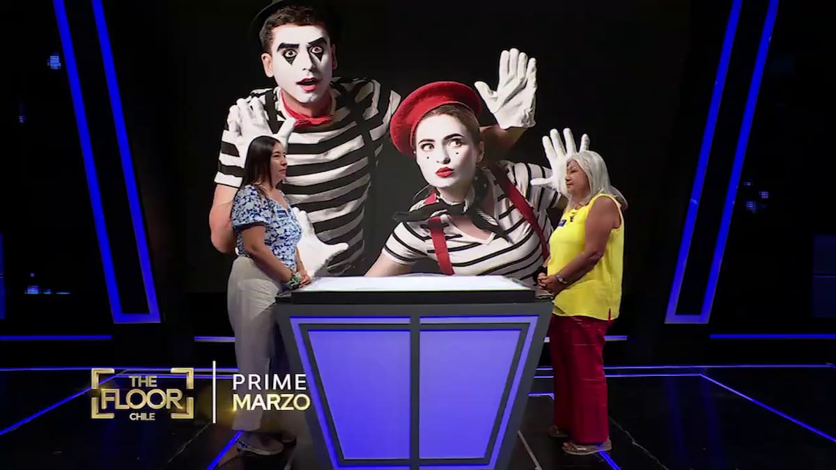 En el adelanto del canal, dos mujeres se enfrentan en una competencia para ganar terreno. Créditos: TVN.