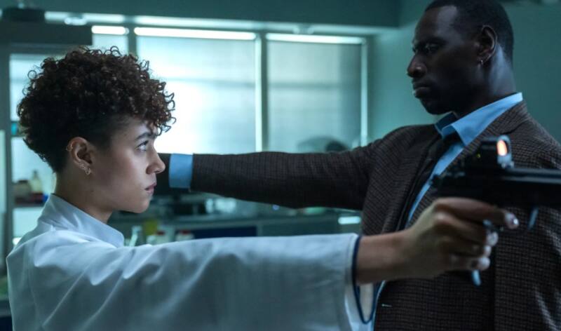 "The Killer" es protagonizada por Nathalie Emmanuel y Omar Sy.