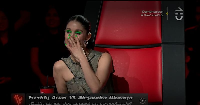 La emoción de Francisca Valenzuela en The Voice Chile. Créditos: Chilevisión