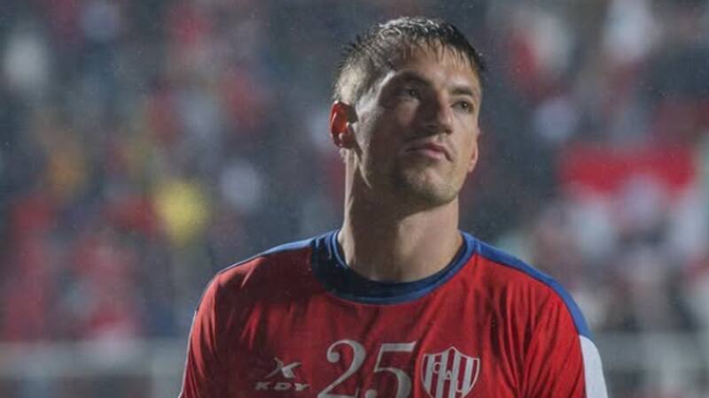 Estuvo cerca de llegar a Unión Española y ahora fue ofrecido para reforzar el arco de Colo Colo