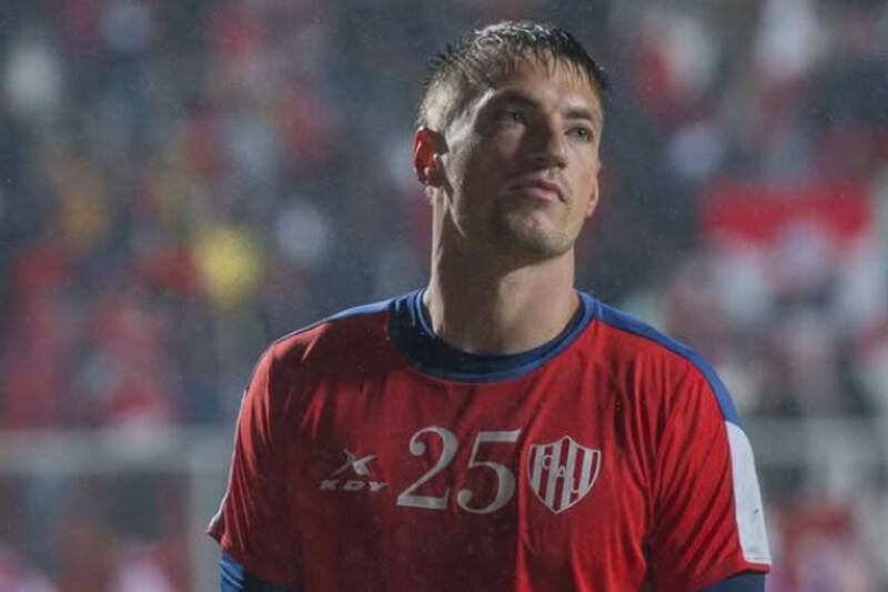 jugando por Unión de Santa Fe de Argentina.