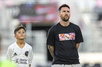 VIDEO | El heredero: Lionel Messi acompañó a su hijo Thiago, capitán de la sub-12 del Inter Miami